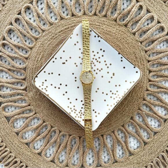 Helbros Vintage Gold Nugget Texture Diamond Chip Women Quiet Luxury Round Watch - Picture 4 of 9